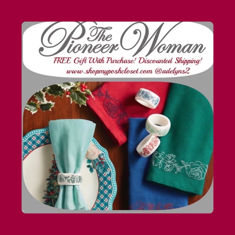 2022 🌺 New Pioneer Woman Wishful Winter Dinner Napkins and Napkin Rings